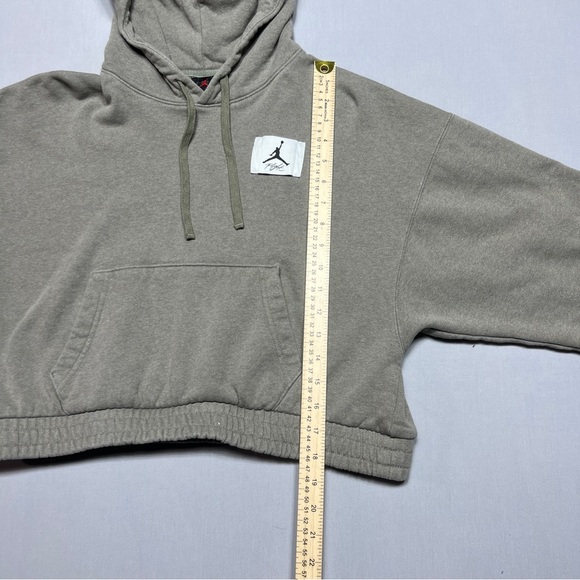 Nike Air Jordan Essential Cropped Sweatshirt Hoodie Women S Gray Pullover Flight - Picture 6 of 8